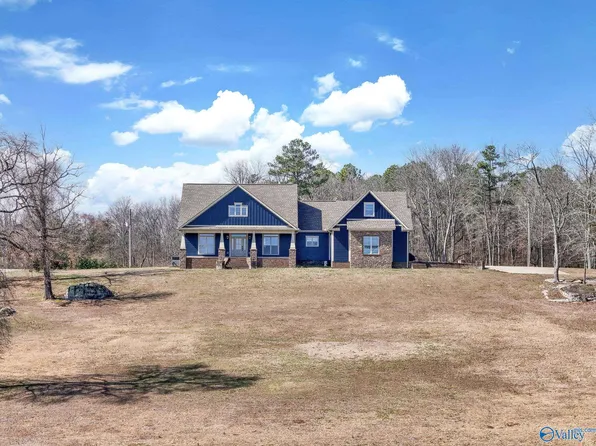 570 Mountain Heights Rdg, Scottsboro, AL 35769