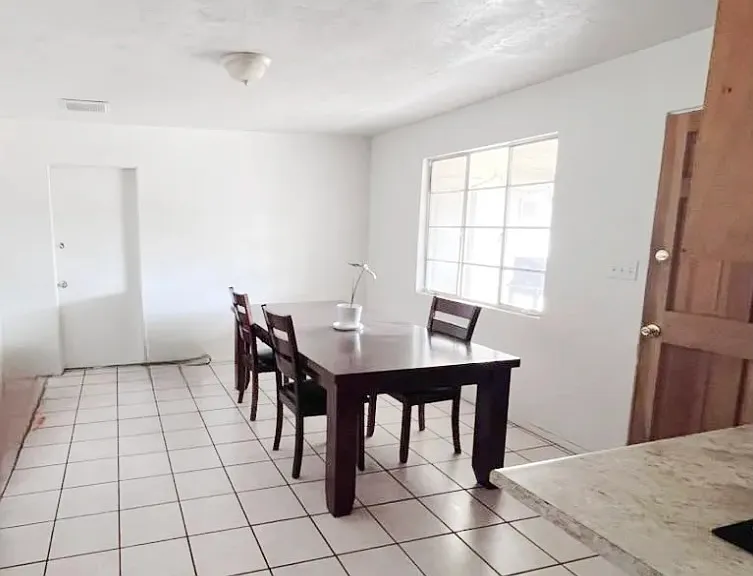 1019 W Romo Jones St — Photo 4