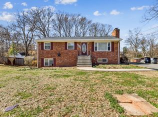 8409 Aubrey Dr, Manassas, VA 20111