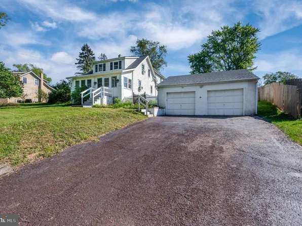 316 River Rd, Collegeville, PA 19426