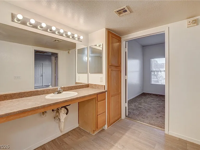 45 Maleena Mesa St #113 — Photo 29