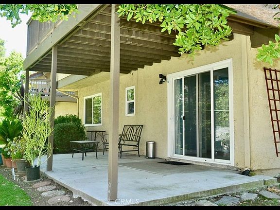 4th image of 46 Meadowlark Ln
