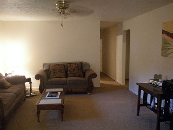 4th image of 114 Buckeye St