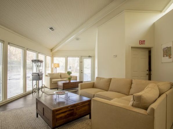 167 Stoneridge Dr #1-110