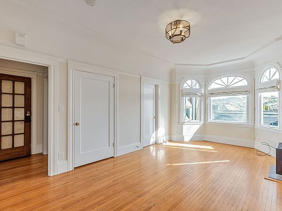 2nd image of 105 Richland Ave APT 05