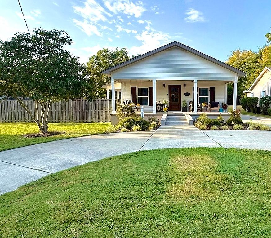 324 W North St - Property Image