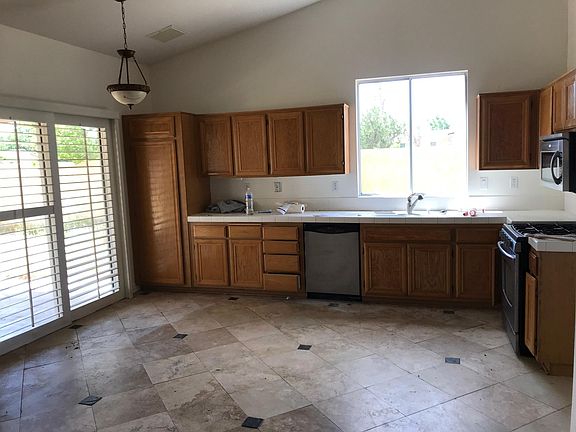 Kitchen and dining area