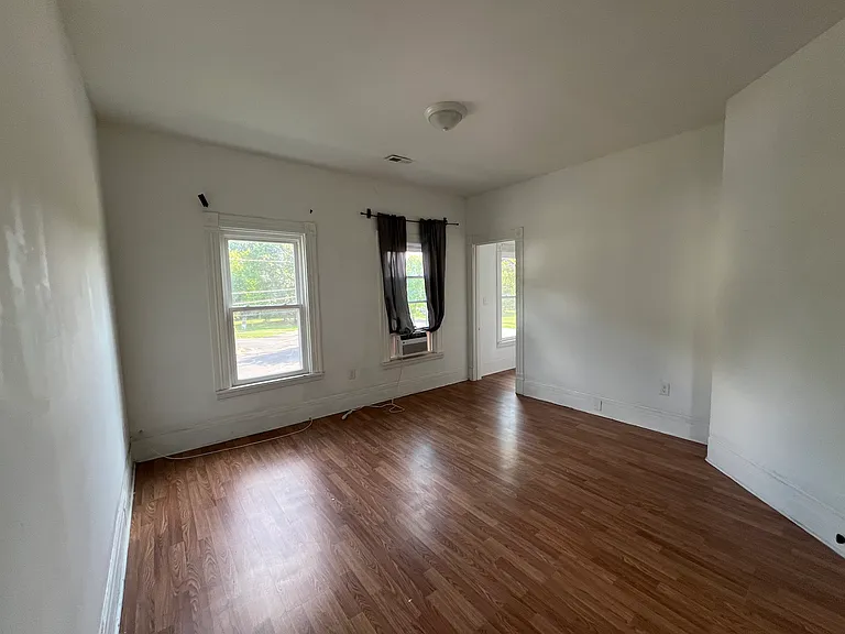 100 Davis St #2 — Photo 16