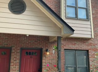 385 Old Epps Bridge Rd APT 10, Athens, GA 30606