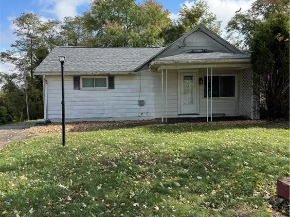 284 Cunningham Ln, Shively, OH 43953