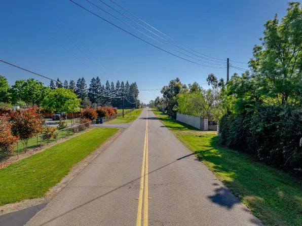 11786 Walmort Rd, Wilton, CA 95693