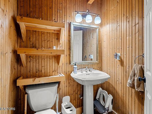 21st image of this home