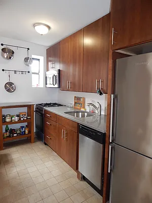 Rented by Realty Collective | media 15