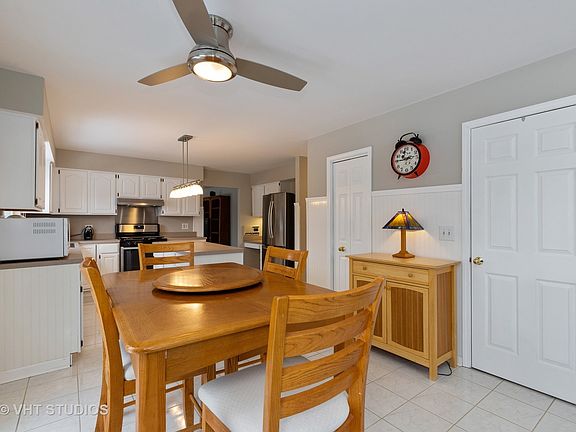 4th image of 330 Kildere Ct