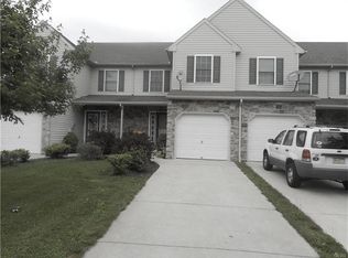 8105 Heritage Dr, Alburtis, PA 18011