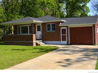 7725 3rd Ave, Niagara Falls, NY 14304