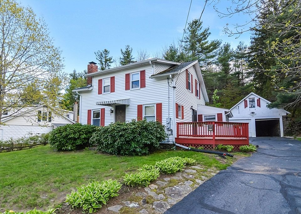 1st image of 727 Pleasant St