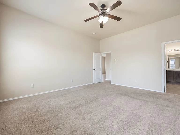 1445 Bateman Ln — Photo 28