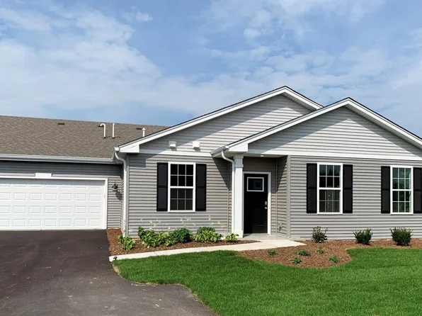 6316 Juniper Dr, Wonder Lake, IL 60097