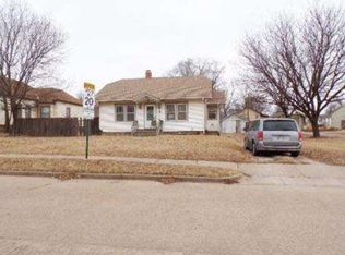242 E F Ave, Kingman, KS 67068