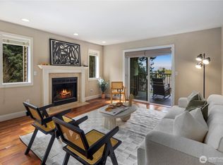 420 10th St APT A201, Kirkland, WA 98033