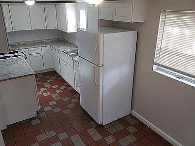 2nd image of 31433 S Grimm Rd