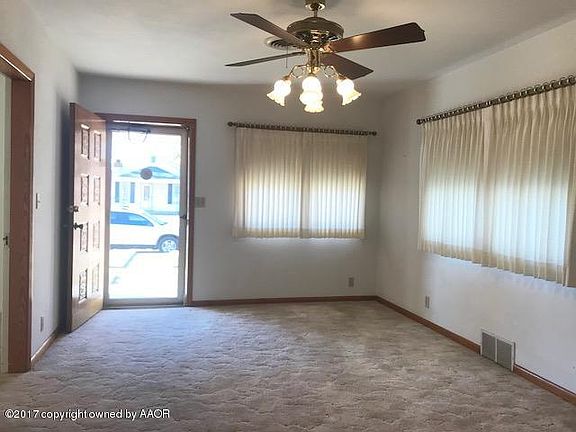 4th image of 409 Avenue C NW