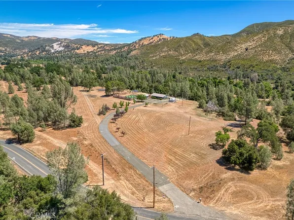 1540 New Long Valley Rd, Clearlake Oaks, CA 95423