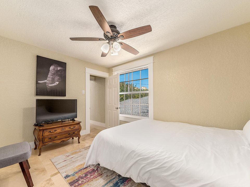 2nd image of 518 M St