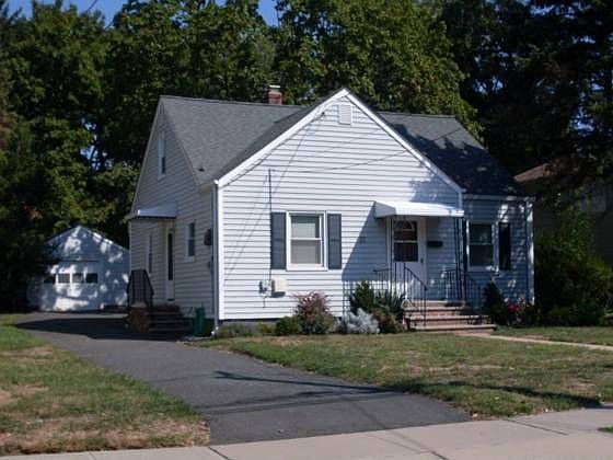 2nd image of 37 Southside Ave