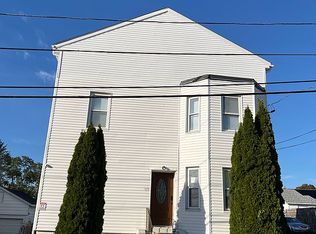 99 Old Oak Ave, Cranston, RI 02920