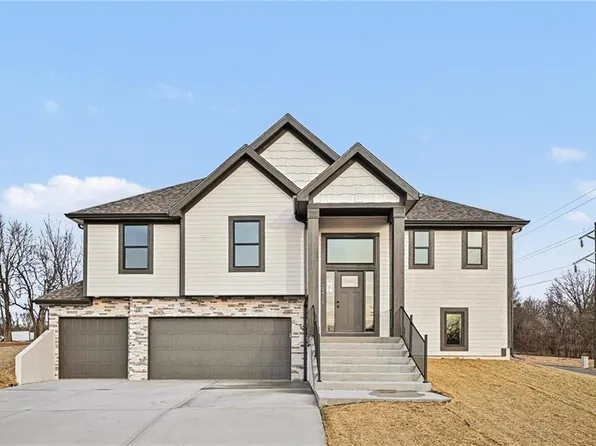 12404 Morgan St, Excelsior Springs, MO 64024