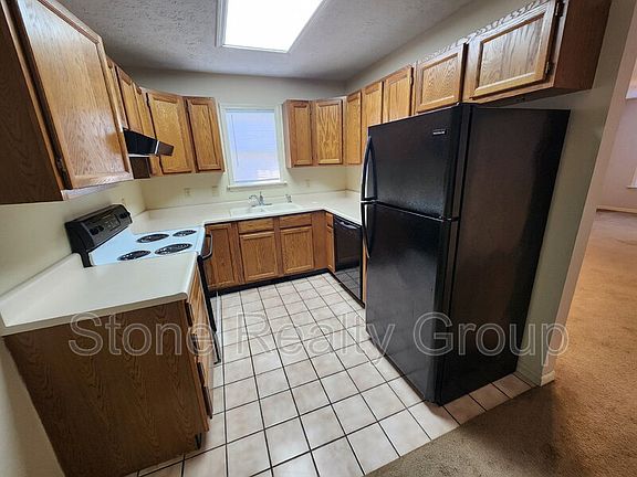 3rd image of 4822 Pine Ridge Ct