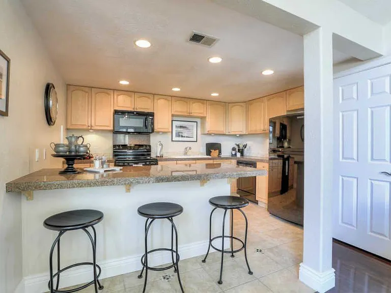 3188 Heather Ridge Dr — Photo 5