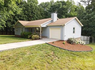 1884 Disney Ln, Newton, NC 28658