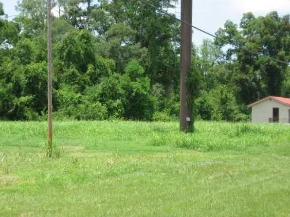 2 S Macarthur Dr, Alexandria, LA 71301