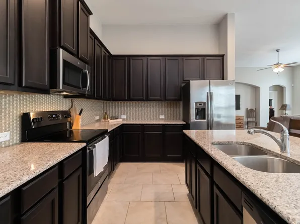 1388 Kamryn, New Braunfels, TX 78130