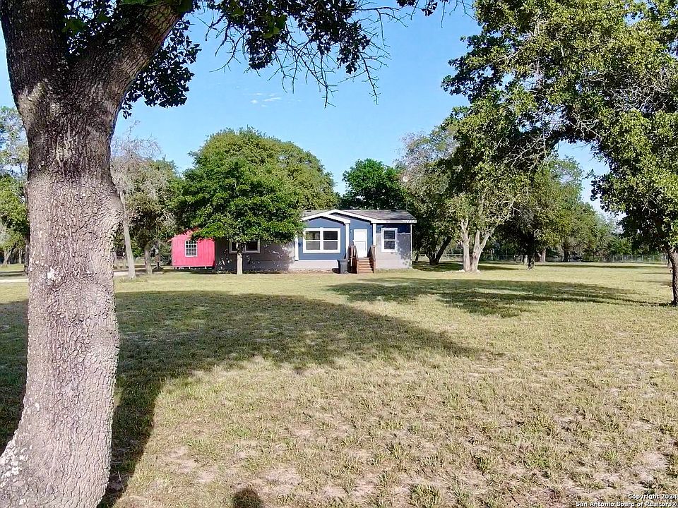 1st image of 251 County Road 7812