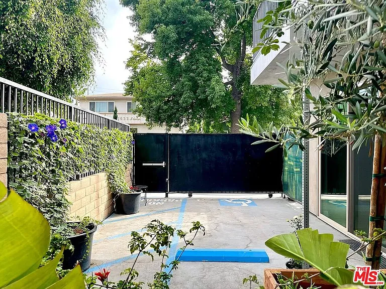 11753 Iowa Ave #103 — Photo 13