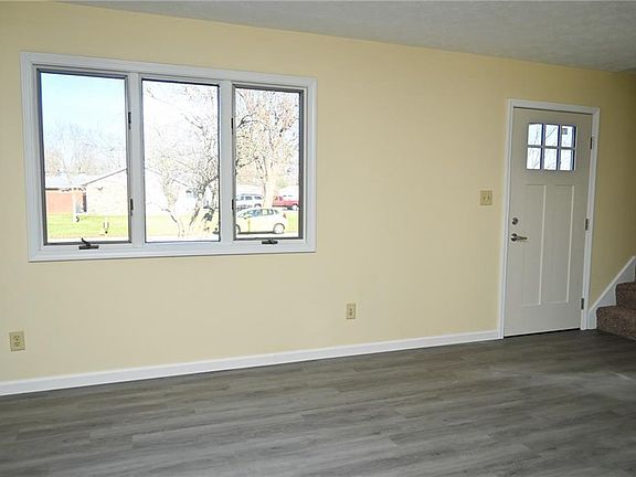 4th image of 5691 Hammons Dr