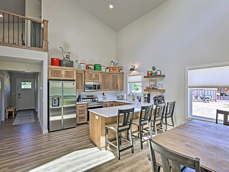 22 Kent Ln — Photo 4
