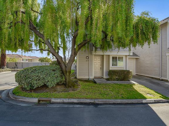 3rd image of 4177 Blackford Cir