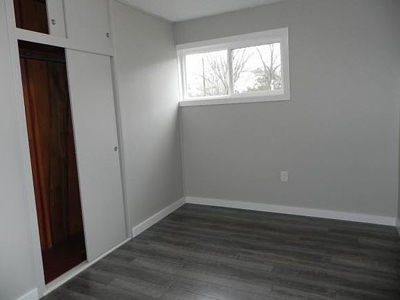 4th image of 501 Douglas Dr