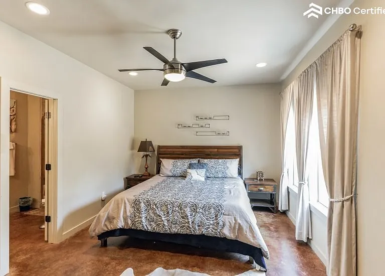 10119 Longhorn Skyway — Photo 13