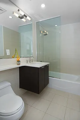 Sold by Brooklyn Bridge | media 5