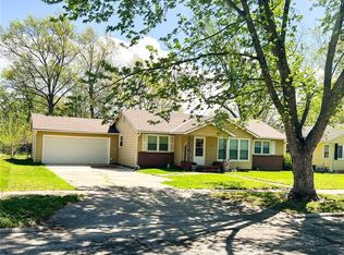 1121 S College St, Ottawa, KS 66067