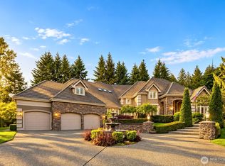 20450 NE 71st St, Redmond, WA 98053