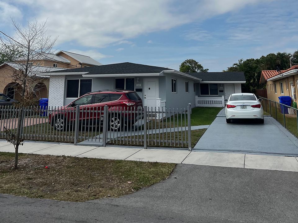 1st image of 262 NW 49th Ave