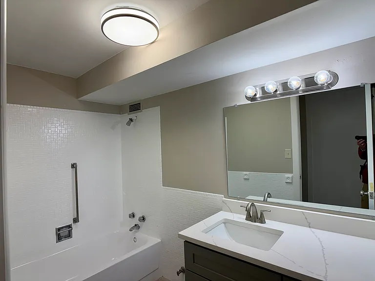1155 Ash St #708 — Photo 7