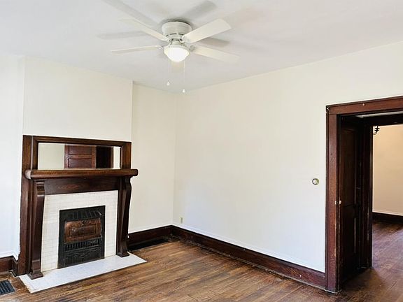 5th image of 2503 Indianola Ave #2503